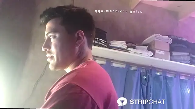 Snapshot of parca13 chatting on 12-05-25, 03:26 parca13 online show from 12-05-25, 03:26