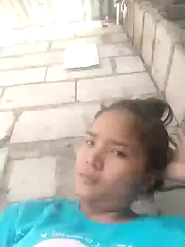 Snapshot of Sexy-Mama25 chatting on 11-27-25, 02:57 Sexy-Mama25 online show from 11-27-25, 02:57