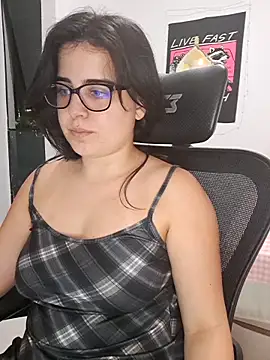 Snapshot of CutteGirl99 chatting on 09-25-25, 01:53 CutteGirl99 online show from 09-25-25, 01:53