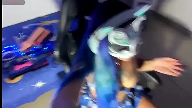 bluesubmissive online show from 09-21-25, 04:47