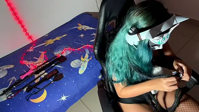 bluesubmissive online show from 11-01-25, 01:18