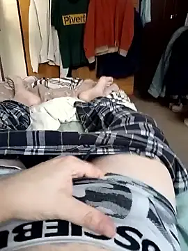 Empi19cm online show from 11-29-25, 07:55