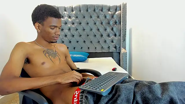 Snapshot of nero_reyd chatting on 02-03-26, 07:30 nero reyd online show from 02-03-26, 07:30