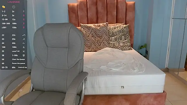 Snapshot of Milaa_Star_ chatting on 02-28-26, 03:29 Milaa Star online show from 02-28-26, 03:29