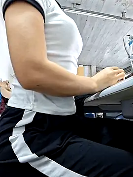 irina hana online show from 10-30-25, 01:07