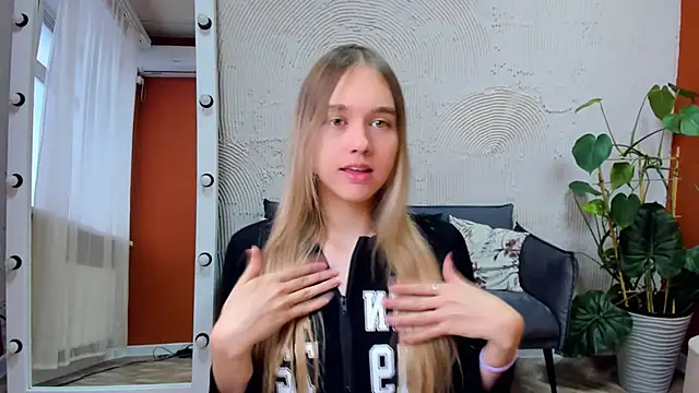 Snapshot of Vel1ka chatting on 10-25-25, 04:20 Vel1ka online show from 10-25-25, 04:20