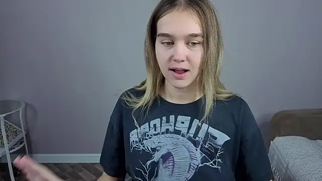 Snapshot of Vel1ka chatting on 11-25-25, 07:52 Vel1ka online show from 11-25-25, 07:52