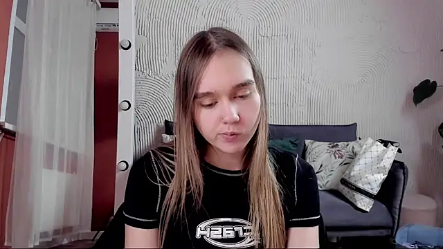 Snapshot of Vel1ka chatting on 11-29-25, 12:52 Vel1ka online show from 11-29-25, 12:52