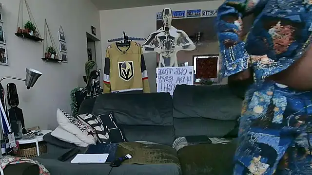 Str8ishVegasGuy online show from 10-20-25, 11:54