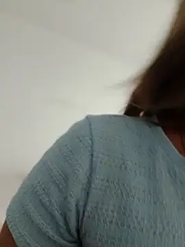 Alisson Milf online show from 03-22-26, 09:18