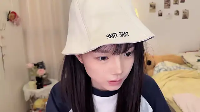 Momo-xx online show from 01-11-26, 12:48