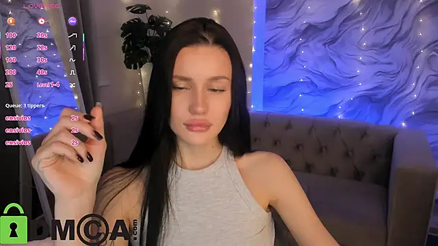 Aria Mila online show from 01-19-26, 11:58