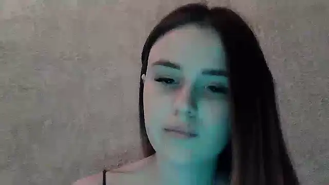 SweetLoraa online show from 03-06-26, 05:20