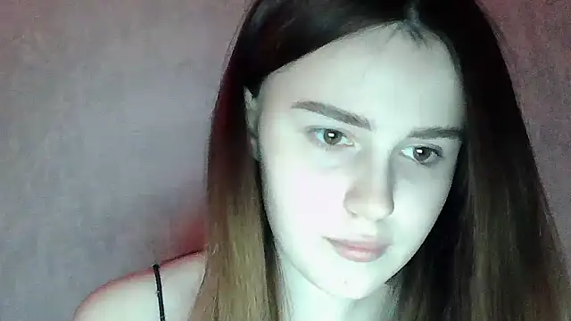 SweetLoraa online show from 03-16-26, 06:12