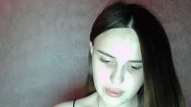 SweetLoraa online show from 06-28-26, 07:20