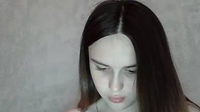 SweetLoraa online show from 06-29-26, 12:16