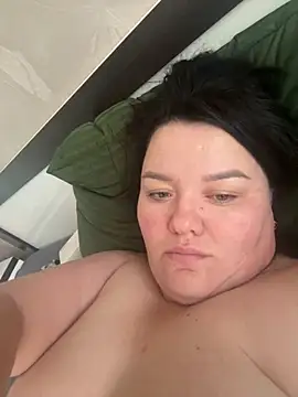 SunnyLeila2101 online show from 10-26-25, 04:51