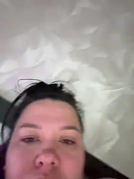 SunnyLeila2101 online show from 05-15-26, 08:27