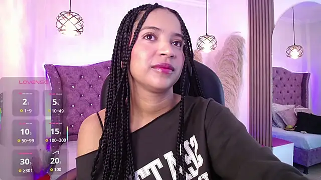 SophiaWalker 1 online show from 11-11-25, 12:05