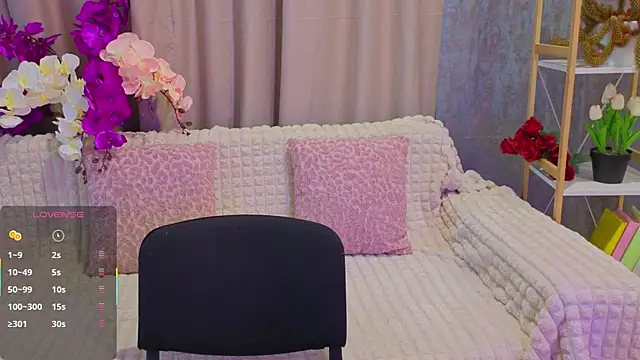 Luisa Rosee online show from 07-15-26, 05:29