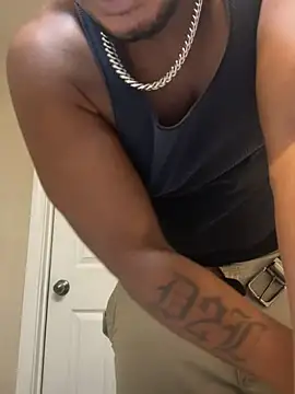 KeYBuMp323 online show from 10-19-25, 03:01