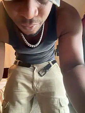 KeYBuMp323 online show from 10-26-25, 02:56