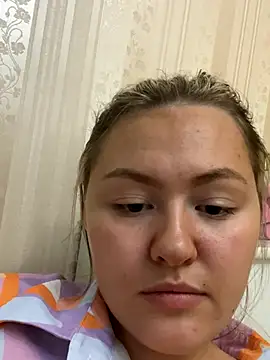 Snapshot of SunshineEmma chatting on 09-13-25, 10:31 SunshineEmma online show from 09-13-25, 10:31