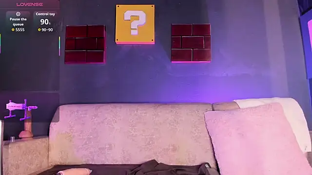 Snapshot of Zoe_Ruiiz chatting on 12-17-25, 10:38 Zoe Ruiiz online show from 12-17-25, 10:38