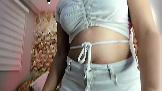 Snapshot of VenusBlazer chatting on 02-13-26, 01:40 VenusBlazer online show from 02-13-26, 01:40