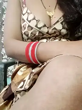 Snapshot of riya_reena chatting on 12-18-25, 10:43 riya reena online show from 12-18-25, 10:43