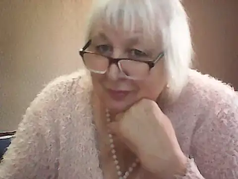 Alexia64231 online show from 09-16-25, 04:57