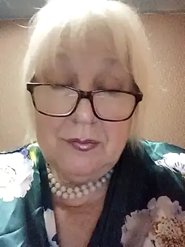 Alexia64231 online show from 11-07-25, 04:45