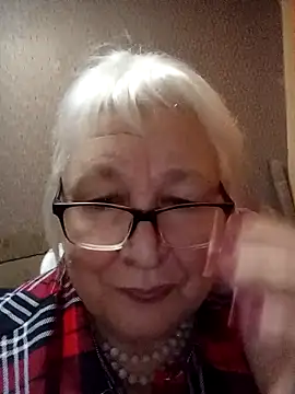 Alexia64231 online show from 11-09-25, 04:55