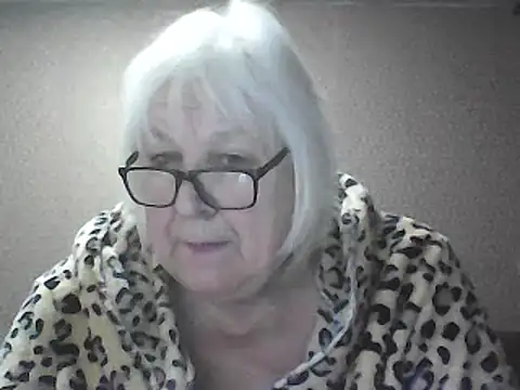 Snapshot of Alexia64231 chatting on 02-02-26, 09:57 Alexia64231 online show from 02-02-26, 09:57