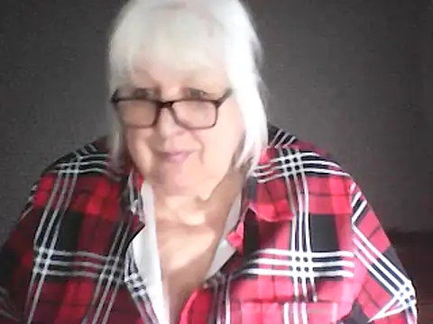 Snapshot of Alexia64231 chatting on 02-07-26, 01:48 Alexia64231 online show from 02-07-26, 01:48