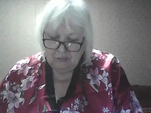 Snapshot of Alexia64231 chatting on 02-08-26, 01:53 Alexia64231 online show from 02-08-26, 01:53