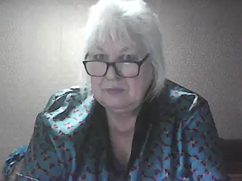 Snapshot of Alexia64231 chatting on 02-09-26, 03:10 Alexia64231 online show from 02-09-26, 03:10