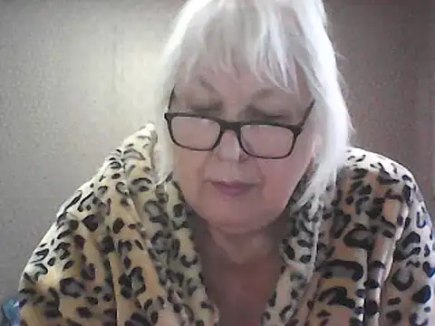 Snapshot of Alexia64231 chatting on 02-14-26, 06:21 Alexia64231 online show from 02-14-26, 06:21