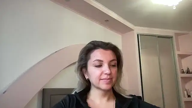 Snapshot of Beautysoul_ chatting on 10-22-25, 12:38 Beautysoul  online show from 10-22-25, 12:38