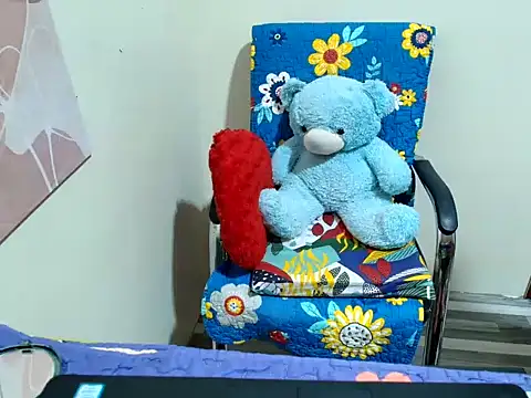 Snapshot of Sweet_jinns69 chatting on 06-12-26, 12:37 Sweet jinns69 online show from 06-12-26, 12:37