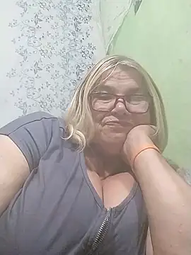 Snapshot of MargaritaSweet51 chatting on 07-13-26, 10:45 MargaritaSweet51 online show from 07-13-26, 10:45