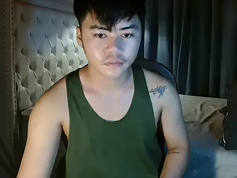 hot emman online show from 03-06-26, 11:06