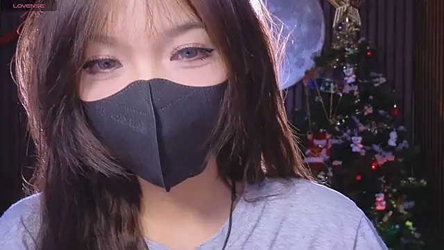      Panda      online show from 12-20-25, 05:09