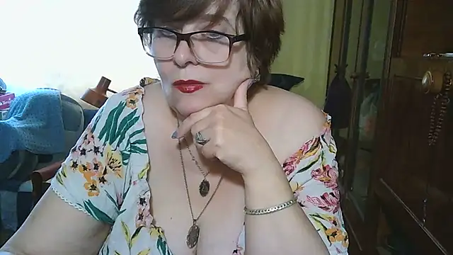 VeronicaGold511 online show from 09-29-25, 07:13