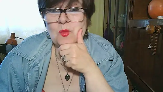 VeronicaGold511 online show from 05-16-26, 07:49