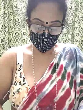 sweet-lotus online show from 09-27-25, 06:13