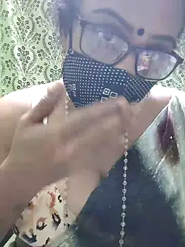 sweet-lotus online show from 10-05-25, 06:39