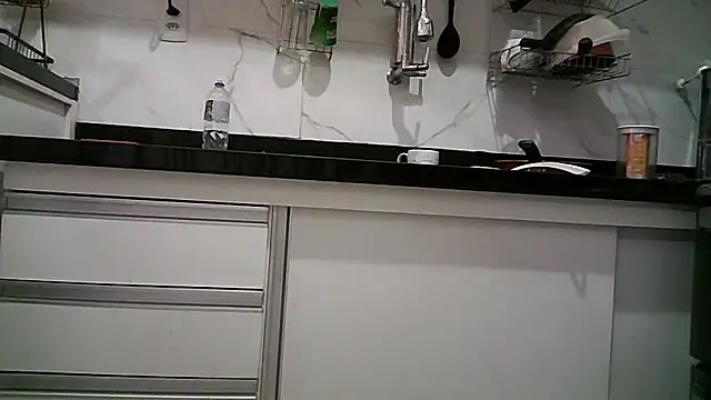 Snapshot of misticamey chatting on 11-20-25, 11:04 misticamey online show from 11-20-25, 11:04