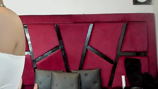 AlliceJelany online show from 10-02-25, 07:21