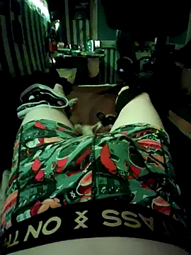 TeenBoySolo068 online show from 04-13-26, 08:03